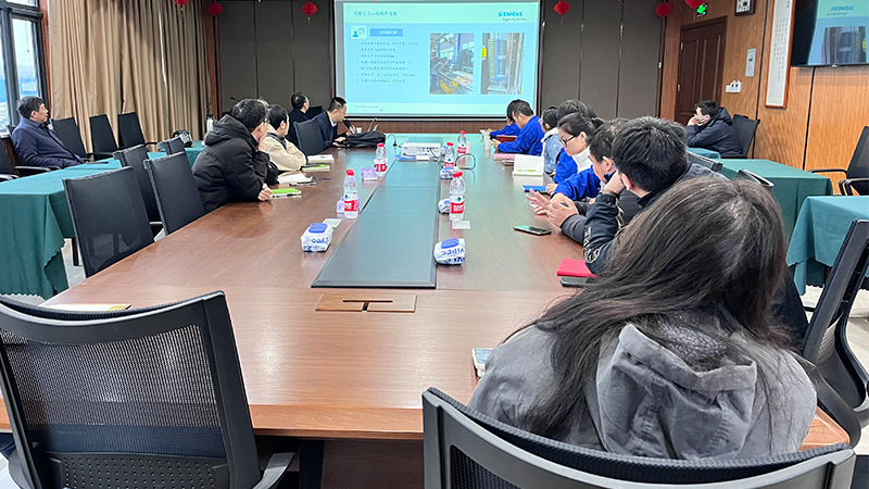 华东工控组织生产车间装配工艺培训