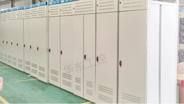 变频控制柜内部图