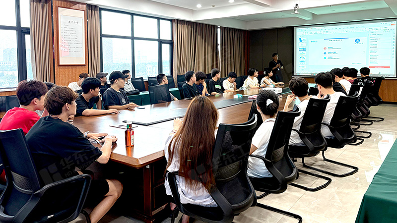 深化校企合作，华东工控迎来郑州经贸学院智慧制造学院学子实习