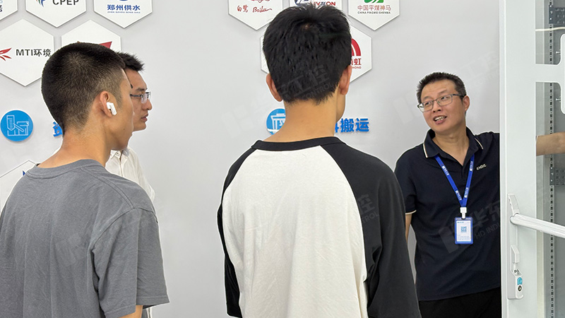 经贸学院03