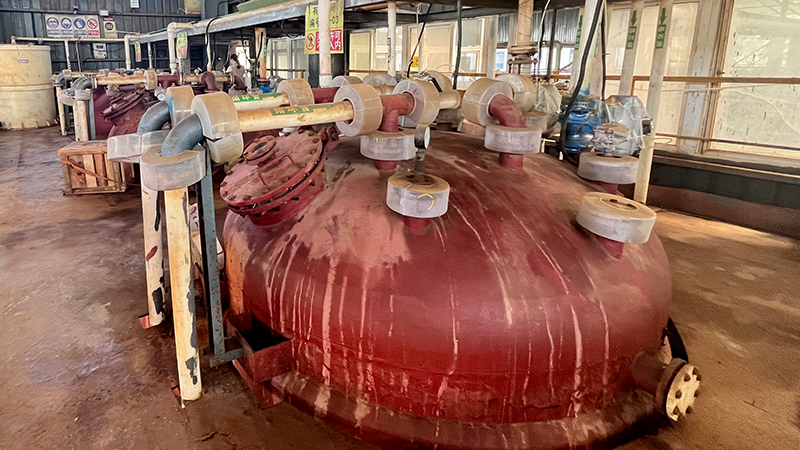 华东工控：打造高效稳定的反应釜自动化控制系统控制柜配置方案